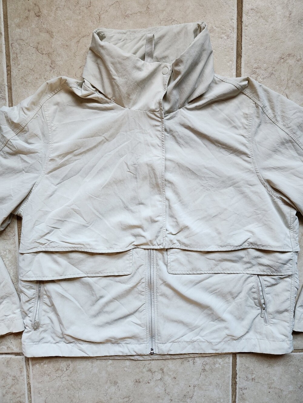 Lululemon Always Effortless Jacket Off White Cream Neutral Size 12 High Neck Zip - Picture 3 of 16